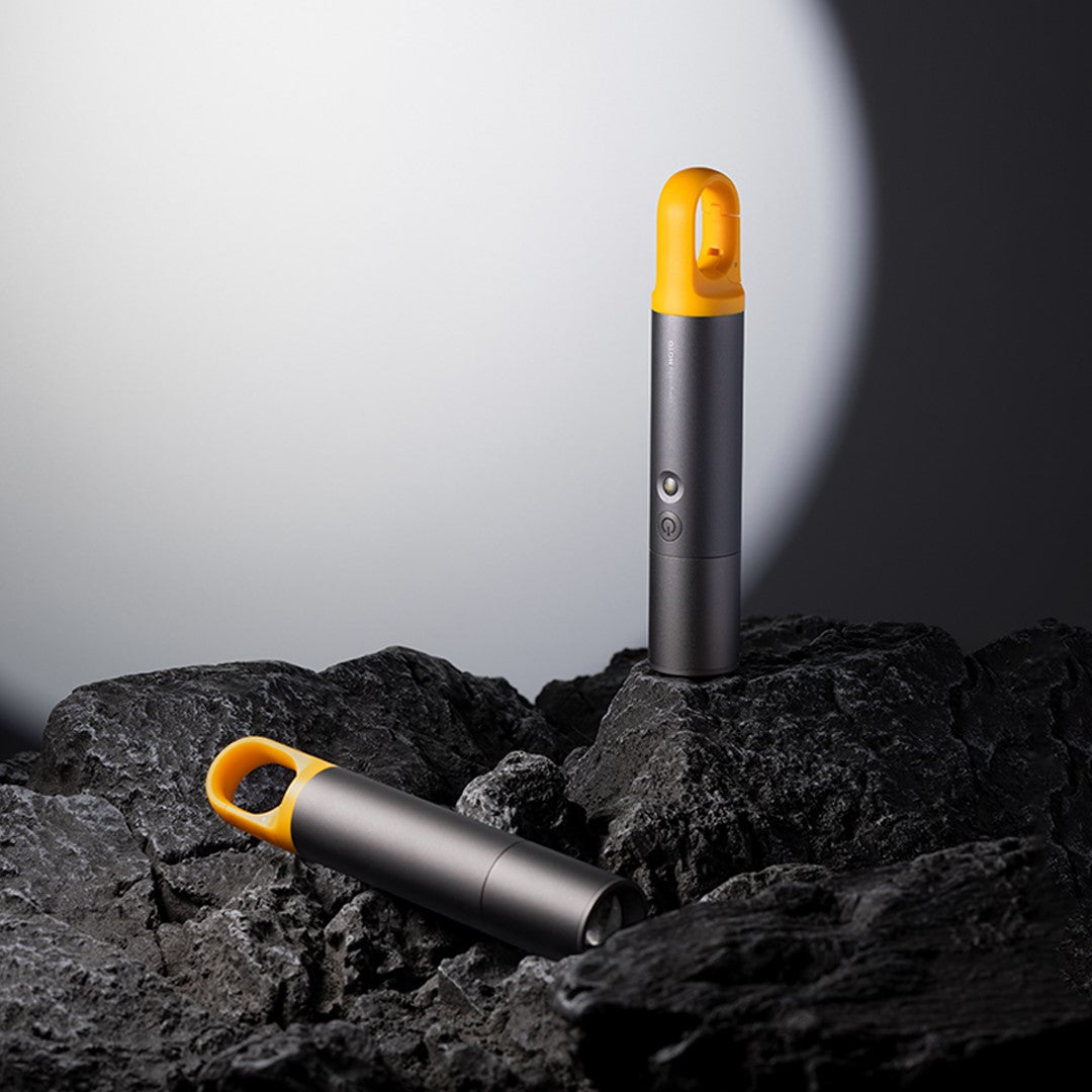 High Lumen Zoom Camping Flashlight Long Battery Life