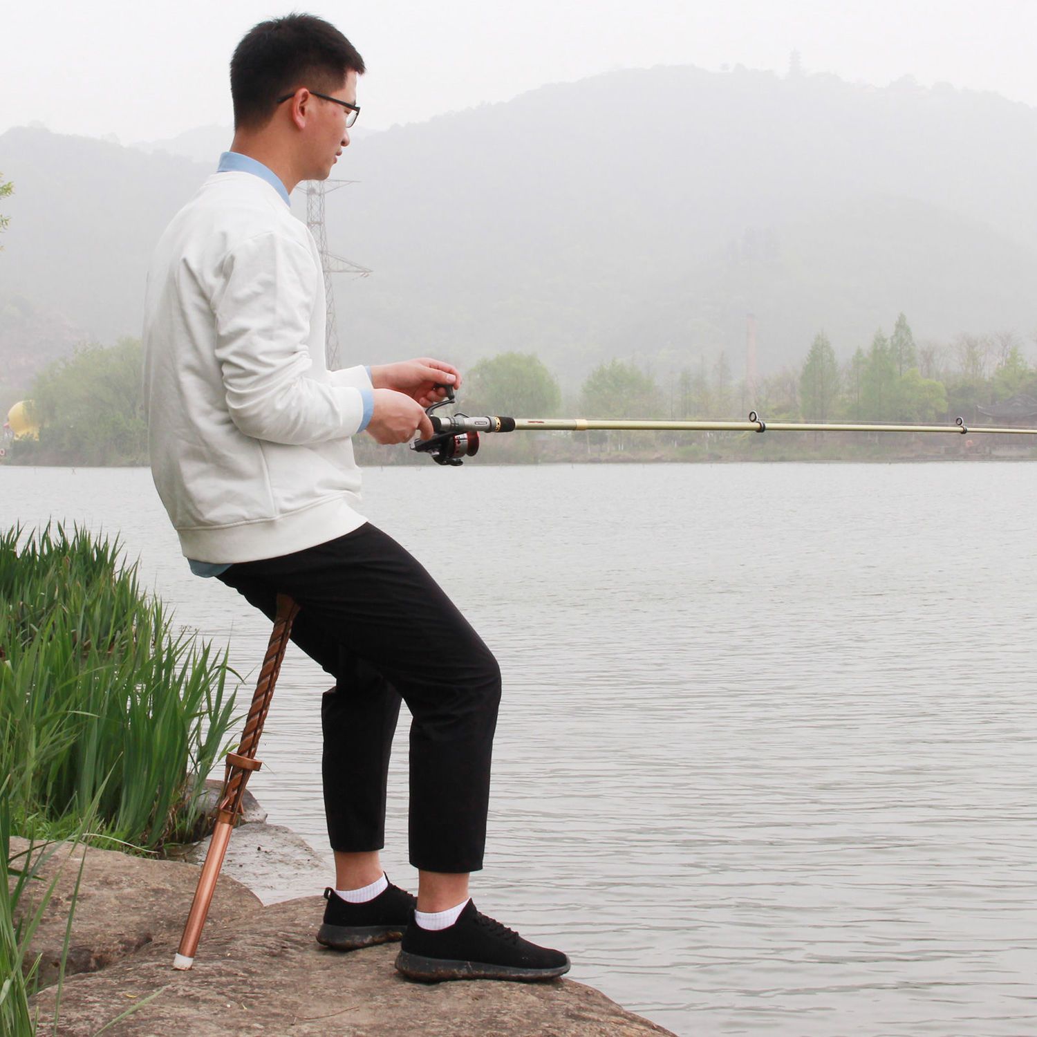 Multifunctional Foldable Trekking Pole Stool