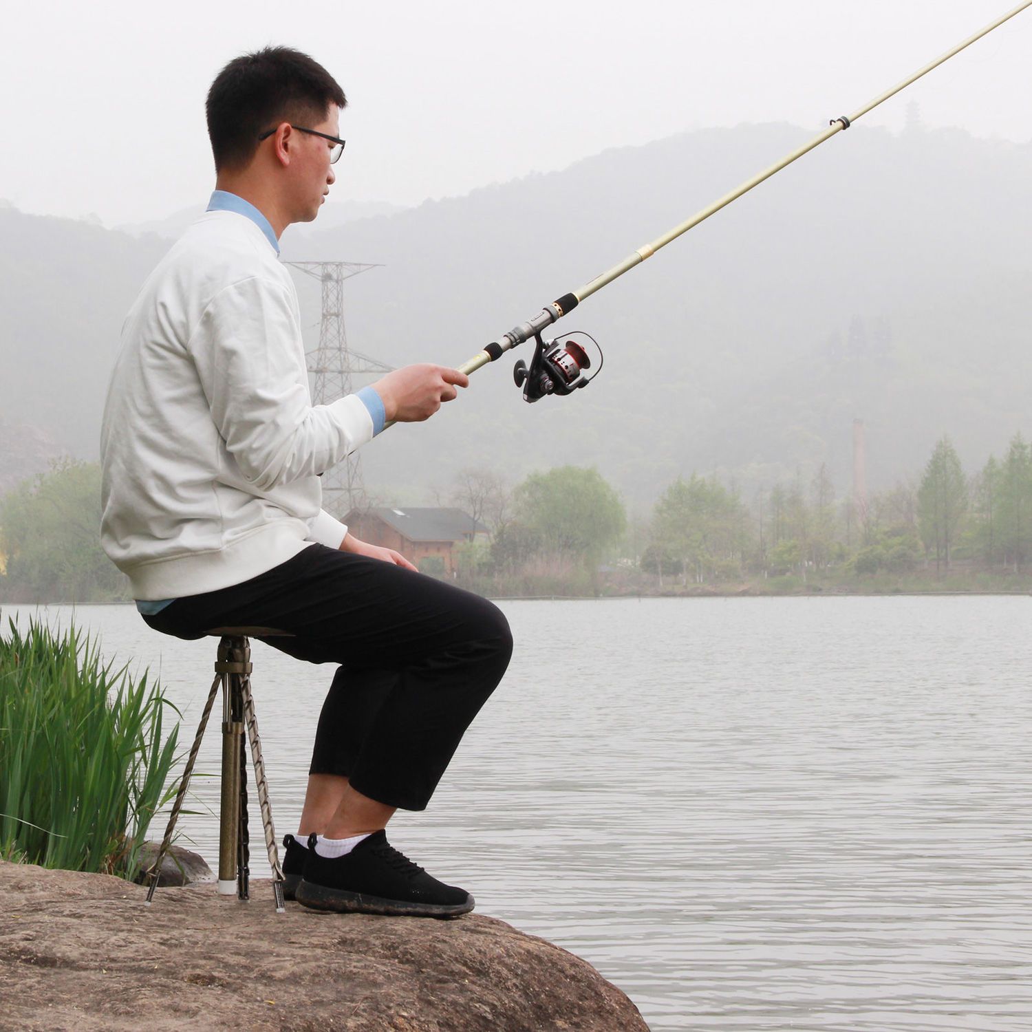 Multifunctional Foldable Trekking Pole Stool